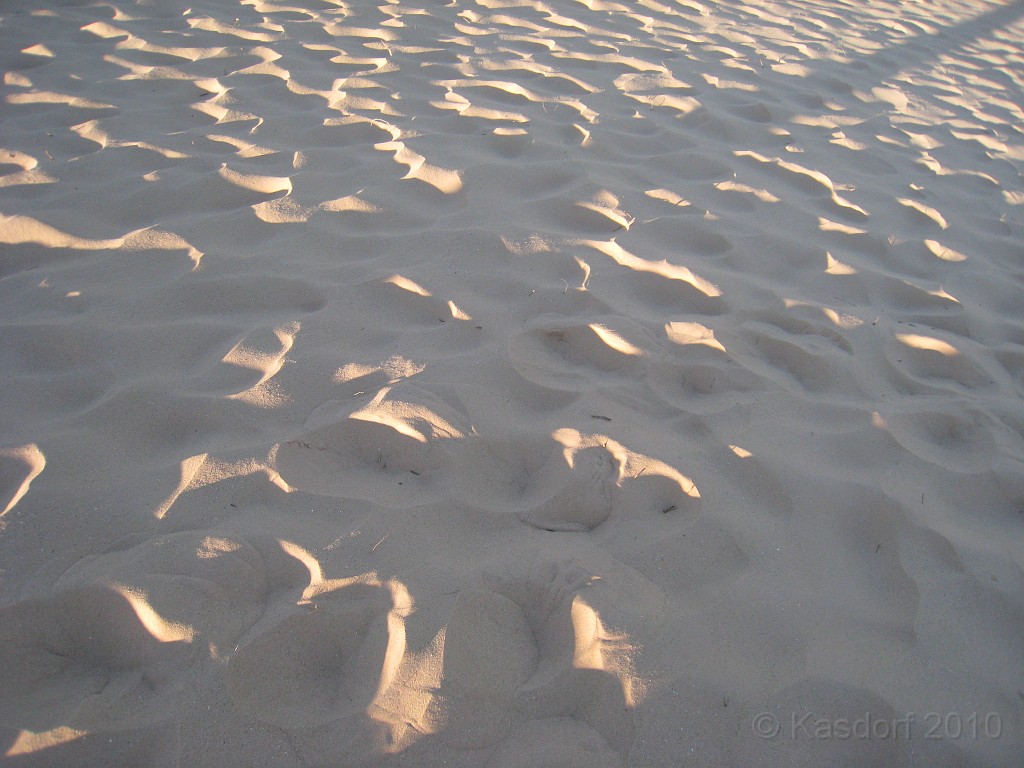 Michigan TC 2010-07 0915.jpg - Wind and foot prints in the sand.